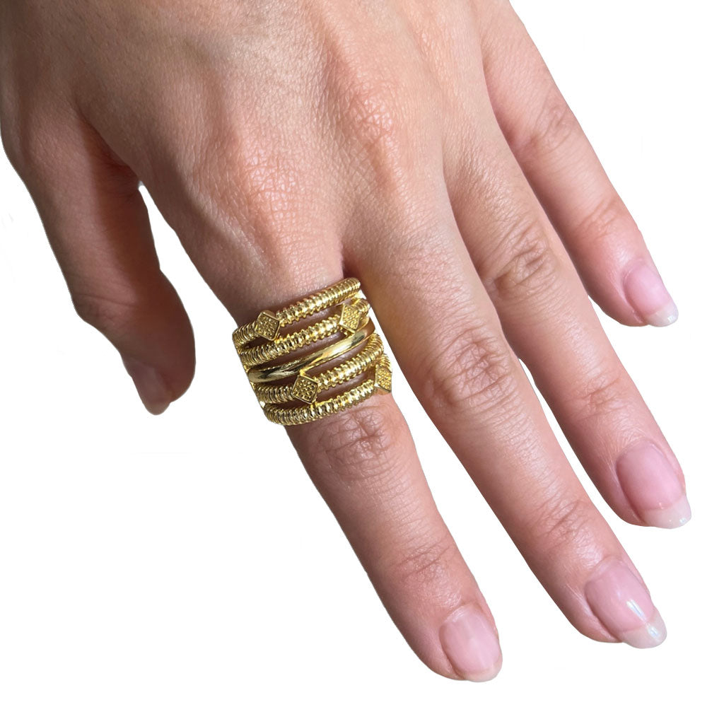 Anillo Pattern